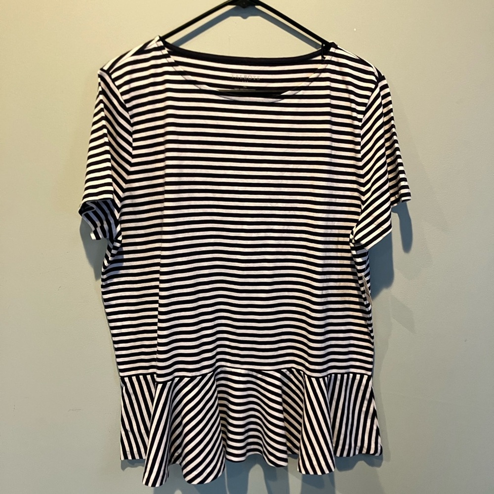 Talbots Dark Navy Blue &  White Short Sleeve cotton top